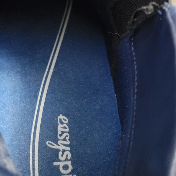 Easy Spirit blue suede ankle booties US 6W. In excellent condition. - Picture 5 of 8